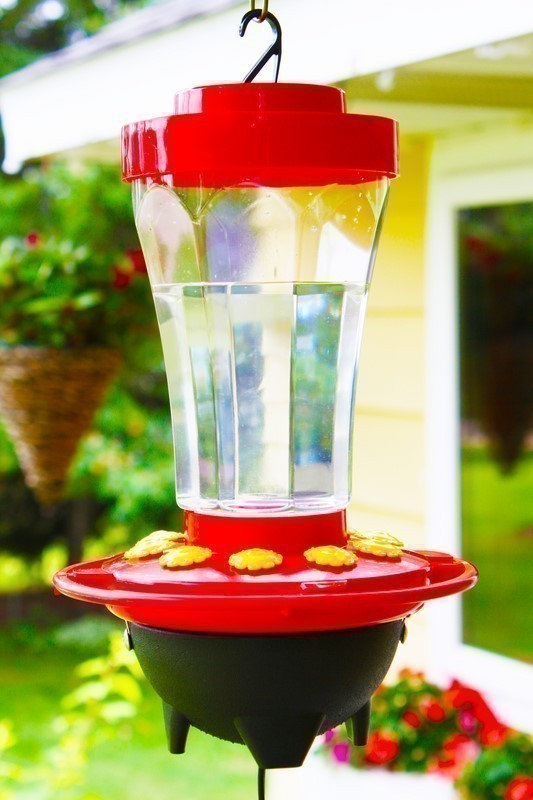 32 oz. Heated Hummingbird Feeder